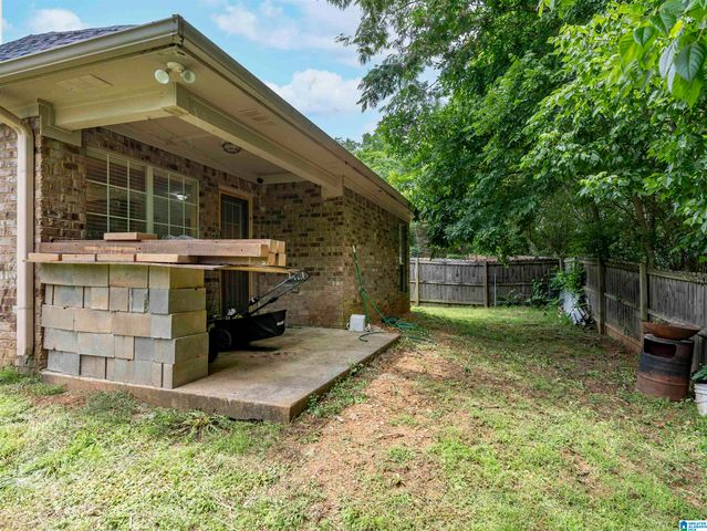 2119 WILLOW GLENN DRIVE, Birmingham, AL 35215