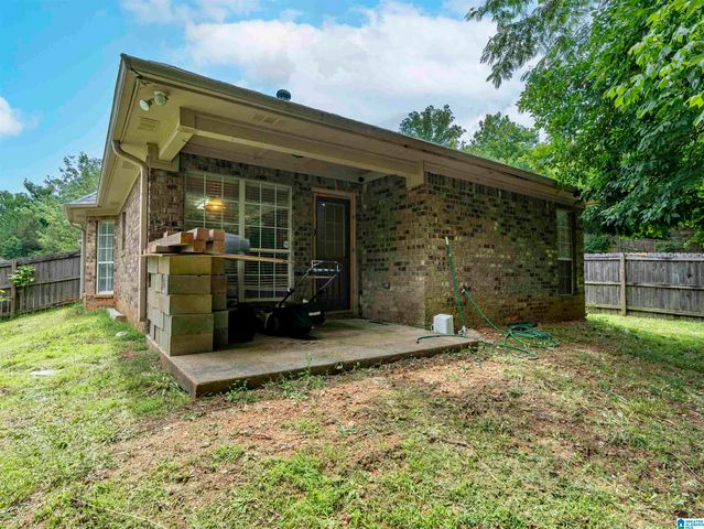2119 WILLOW GLENN DRIVE, Birmingham, AL 35215