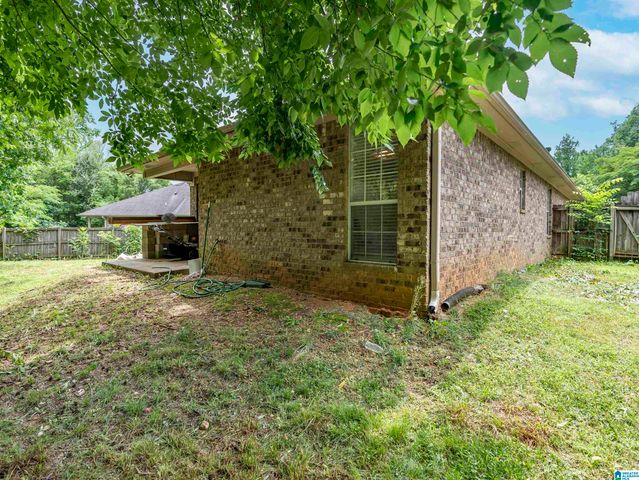 2119 WILLOW GLENN DRIVE, Birmingham, AL 35215