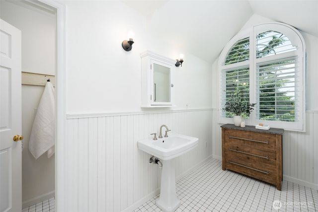 23837 SE 45th Street, Sammamish, WA 98029