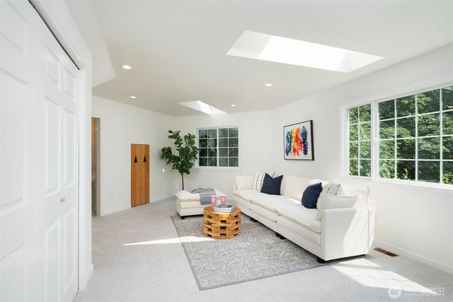 23837 SE 45th Street, Sammamish, WA 98029