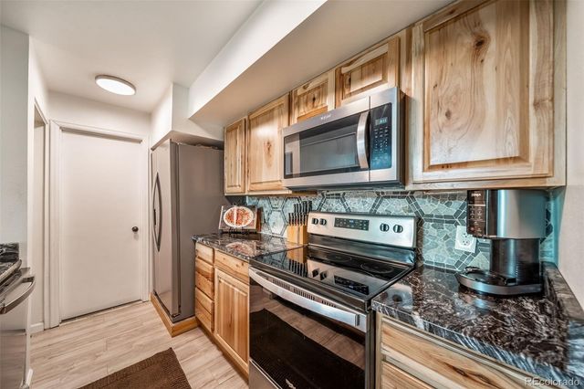 8853 Colorado Boulevard 306, Thornton, CO 80229