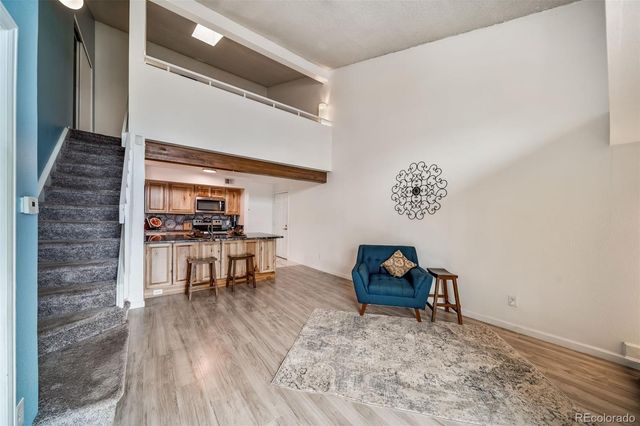 8853 Colorado Boulevard 306, Thornton, CO 80229