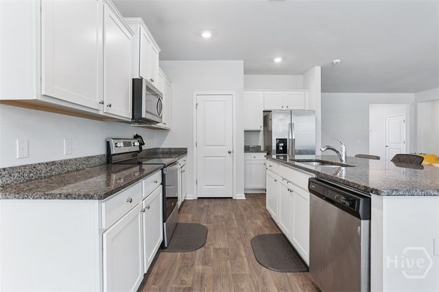 11 WEDGE Circle, Richmond Hill, GA 31324