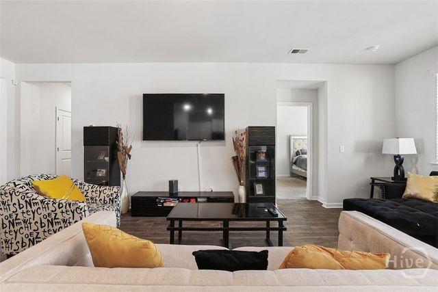 11 WEDGE Circle, Richmond Hill, GA 31324