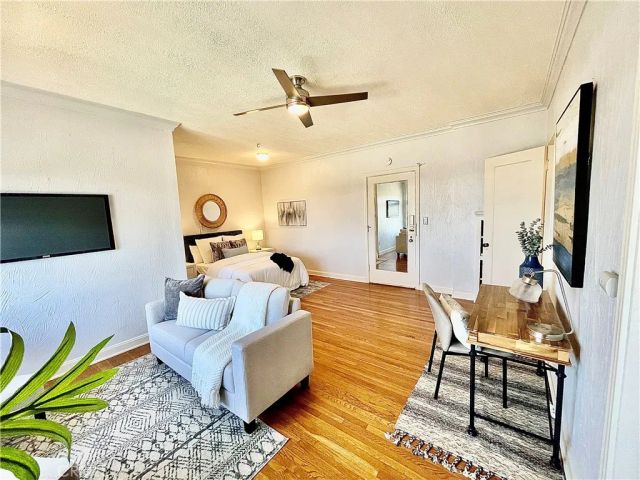 1030 E Ocean 703, Long Beach, CA 90802