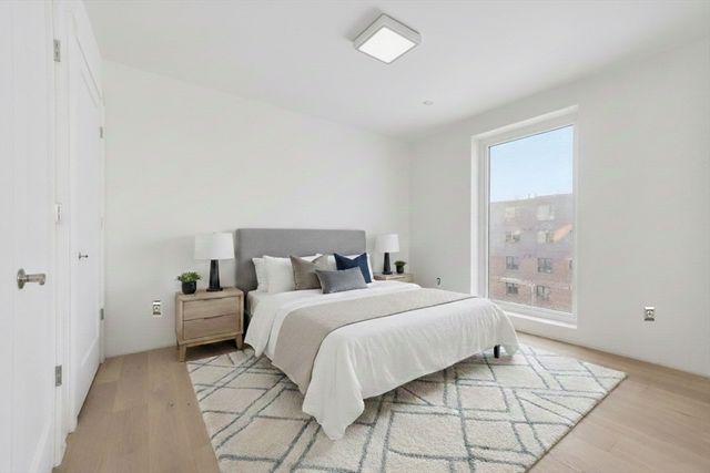 1035 Commonwealth Ave 311, Boston, MA 02215