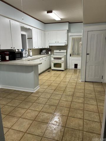 707 W Kennedy Drive, Star City, AR 71667