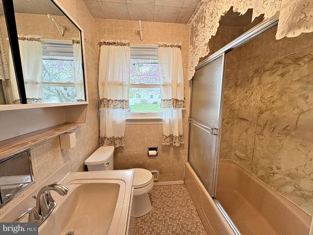 172 BALA DR, Somers Point, NJ 08244