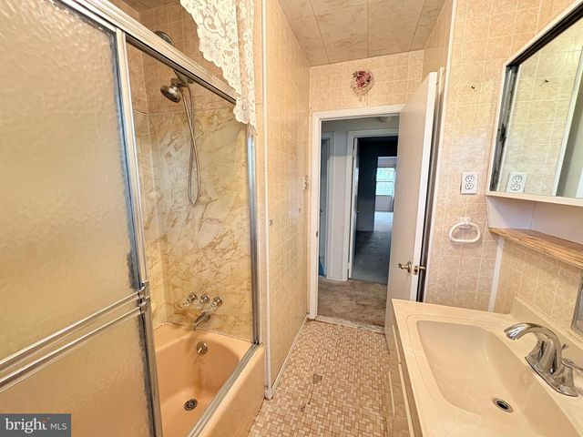 172 BALA DR, Somers Point, NJ 08244