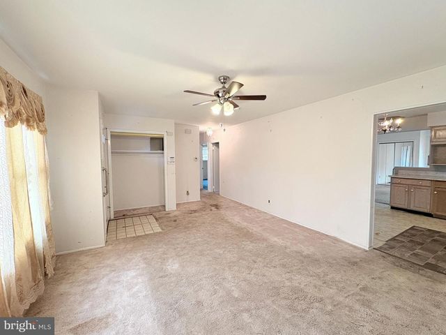 172 BALA DR, Somers Point, NJ 08244