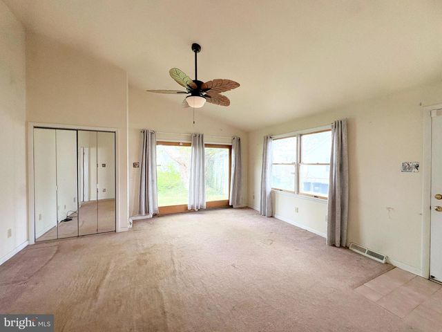 172 BALA DR, Somers Point, NJ 08244