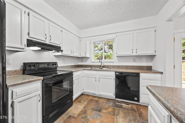 715 Winston Drive, Seymour, TN 37865