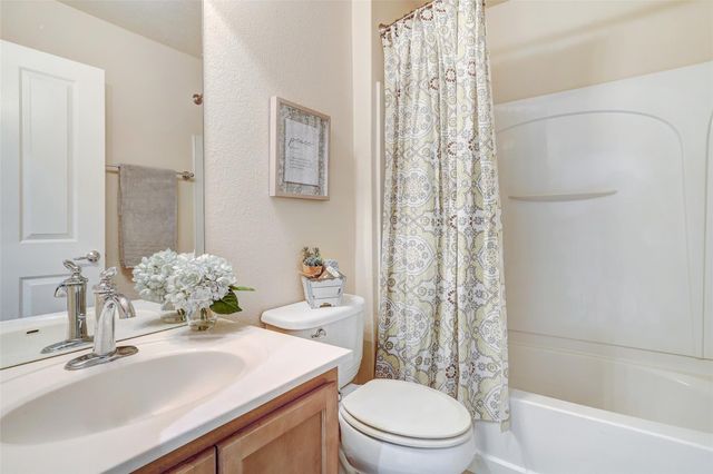 111 Sandy Creek TRL, Georgetown, TX 78633