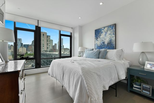 40 Traveler St 710, Boston, MA 02118