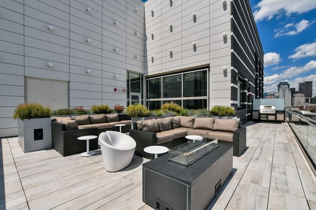 40 Traveler St 710, Boston, MA 02118