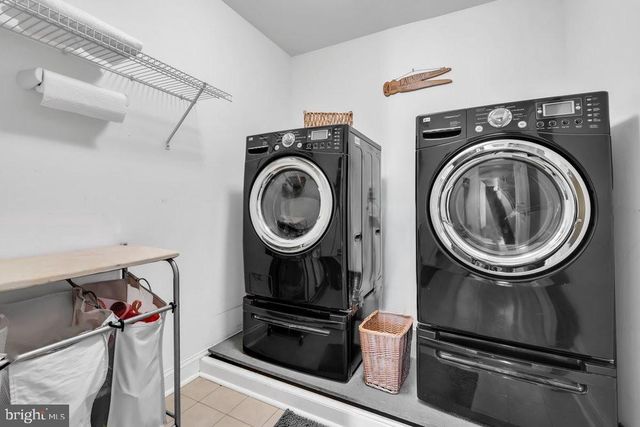 2707 SHEFFIELD DR, Easton, PA 18040