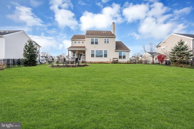 2707 SHEFFIELD DR, Easton, PA 18040