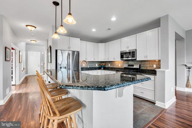 2707 SHEFFIELD DR, Easton, PA 18040