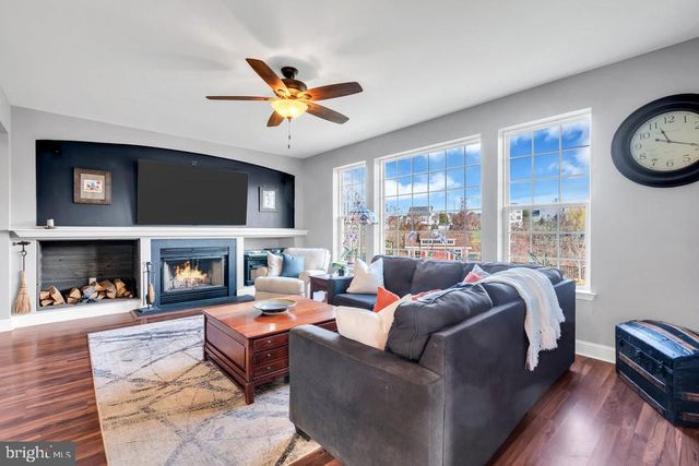 2707 SHEFFIELD DR, Easton, PA 18040