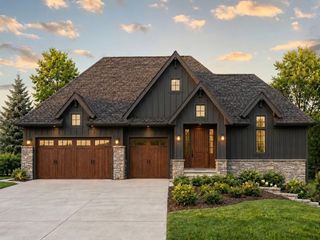 2213 Oakland Road, Minnetonka, MN 55305