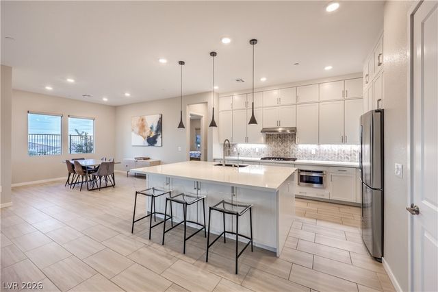 210 Medianoche Street, Las Vegas, NV 89138