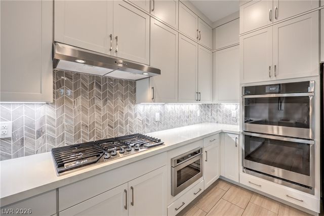 210 Medianoche Street, Las Vegas, NV 89138