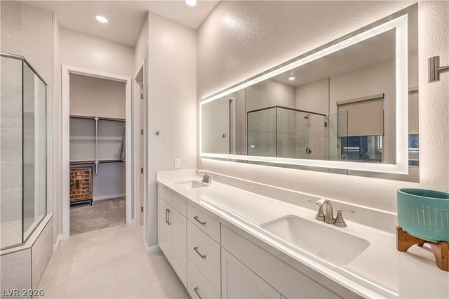 210 Medianoche Street, Las Vegas, NV 89138