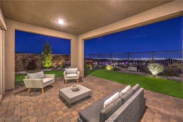 210 Medianoche Street, Las Vegas, NV 89138