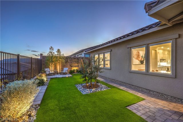 210 Medianoche Street, Las Vegas, NV 89138