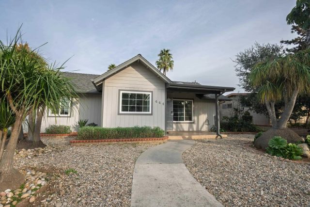 444 Avalon Dr., Vista, CA 92084