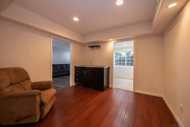 444 Avalon Dr., Vista, CA 92084
