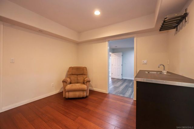 444 Avalon Dr., Vista, CA 92084