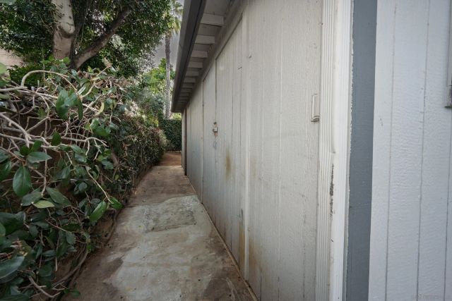 444 Avalon Dr., Vista, CA 92084