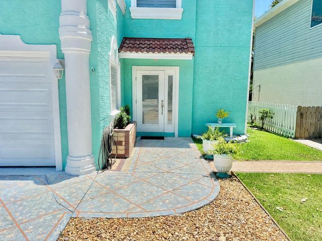 107 6TH STREET N, Flagler Beach, FL 32136