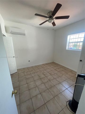 453 SW 19th Rd Rear, Miami, FL 33129