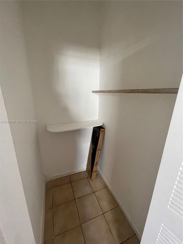 453 SW 19th Rd Rear, Miami, FL 33129