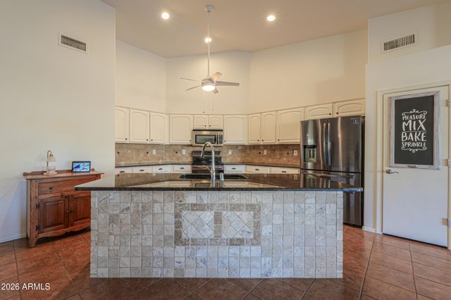 504 E BLACK DIAMOND Drive, Casa Grande, AZ 85122