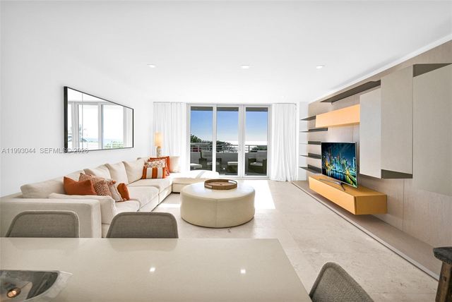 5555 Collins Ave 3N, Miami Beach, FL 33140