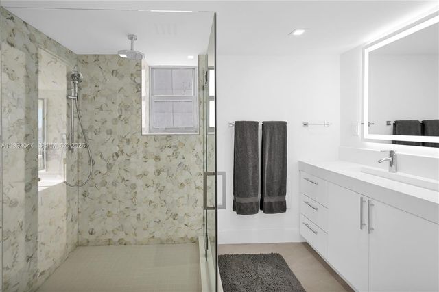 5555 Collins Ave 3N, Miami Beach, FL 33140
