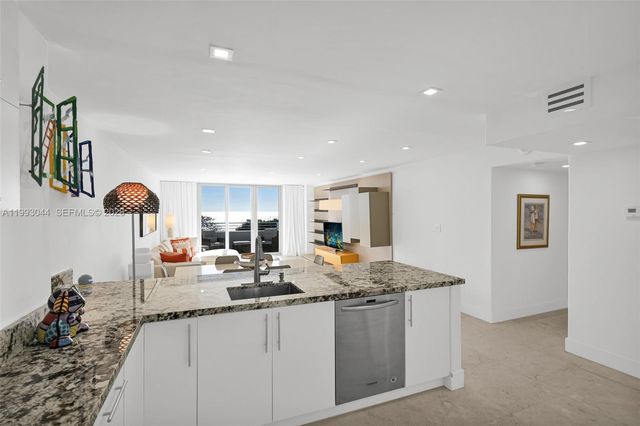 5555 Collins Ave 3N, Miami Beach, FL 33140
