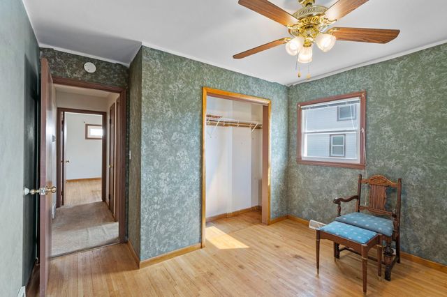 1186 Hewitt Avenue, Saint Paul, MN 55104