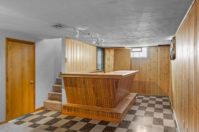 1186 Hewitt Avenue, Saint Paul, MN 55104