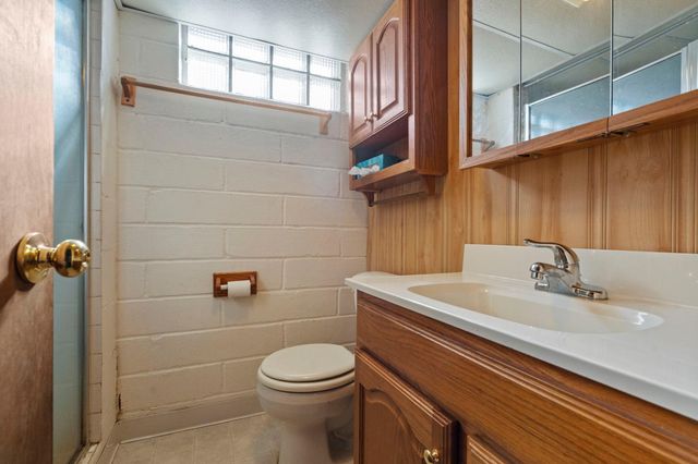 1186 Hewitt Avenue, Saint Paul, MN 55104