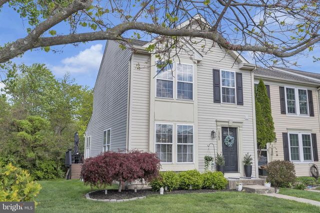 1262 HUNTER LN, Perkiomenville, PA 18074