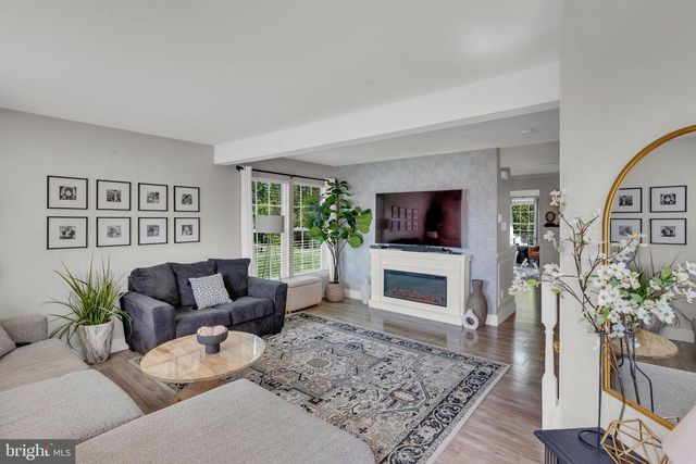 1262 HUNTER LN, Perkiomenville, PA 18074