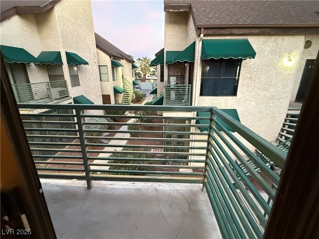 460 Elm Drive 204, Las Vegas, NV 89169