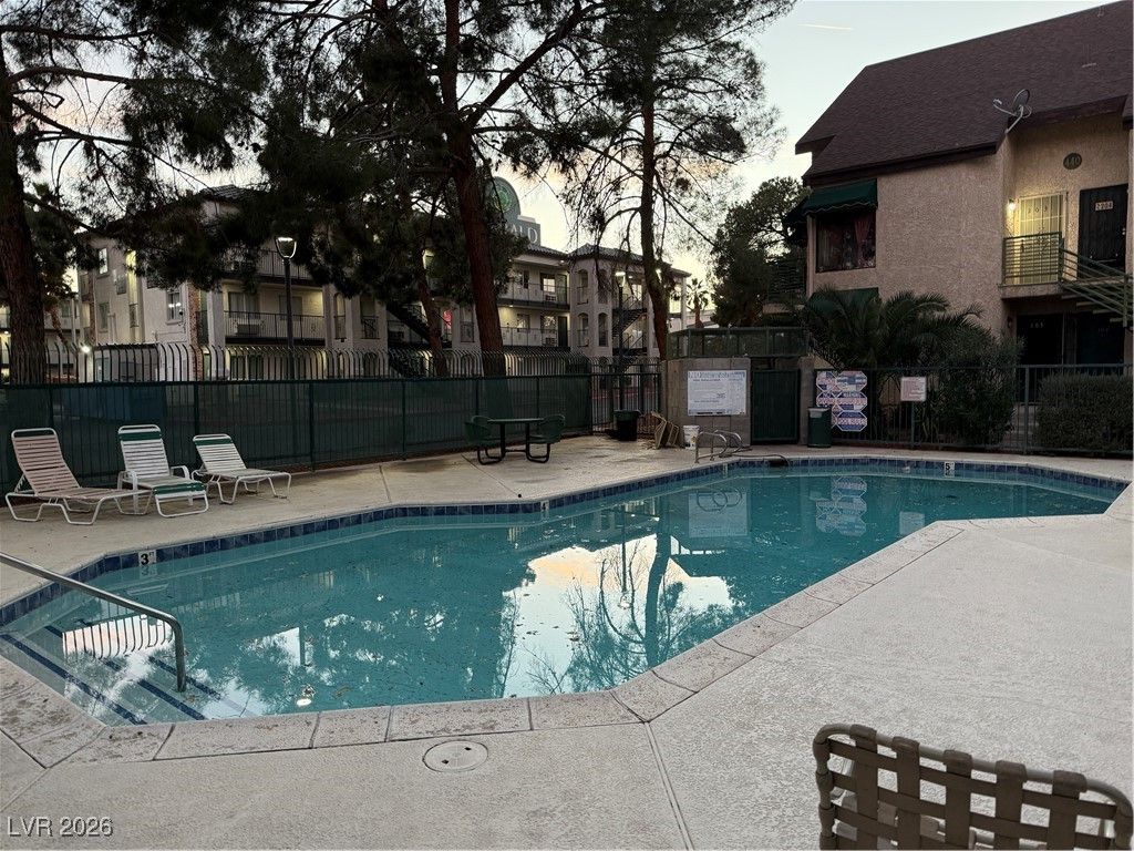 460 Elm Drive 204, Las Vegas, NV 89169