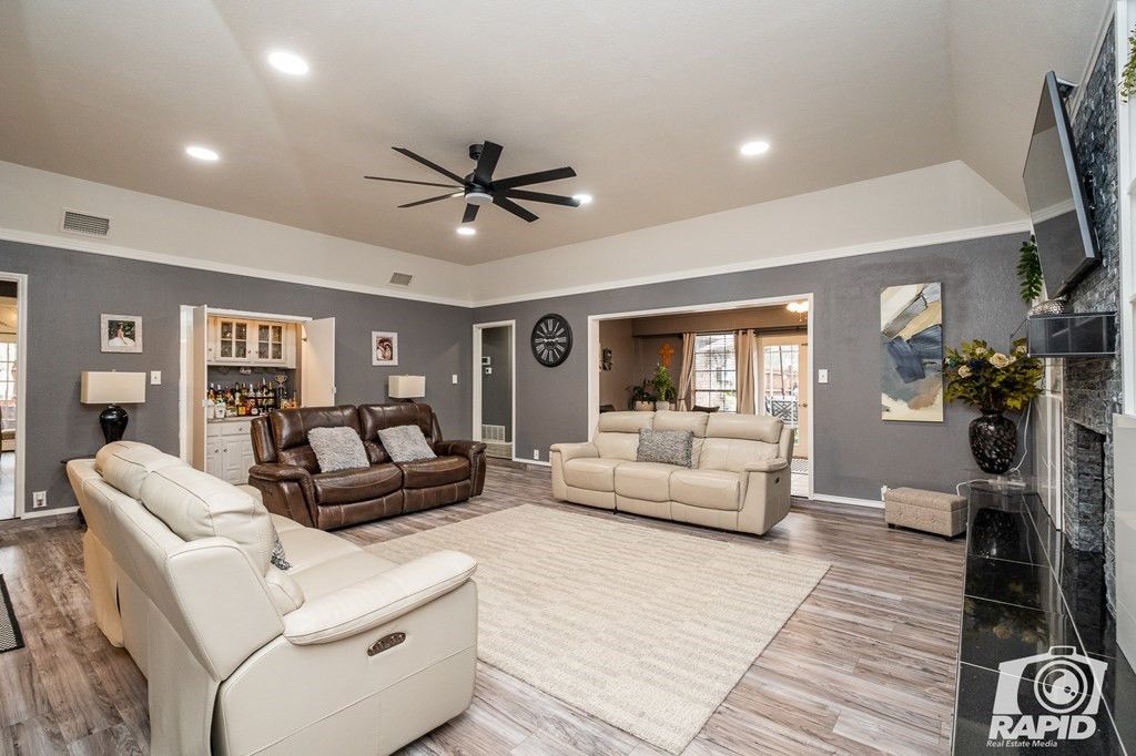 Image 11 of property listing at 3201 Oak Mountain Trail, San Angelo, TX 76904