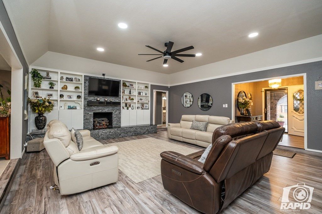 Image 12 of property listing at 3201 Oak Mountain Trail, San Angelo, TX 76904